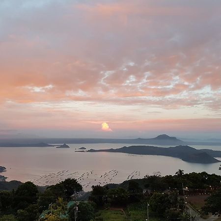 Taal Room Tagaytay City Eksteriør bilde