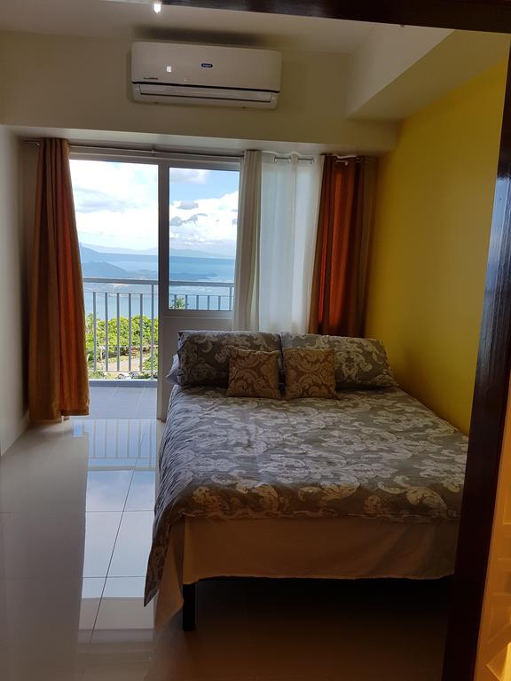 Taal Room Tagaytay City Eksteriør bilde