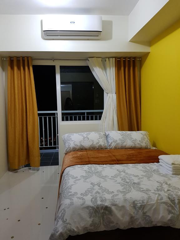 Taal Room Tagaytay City Eksteriør bilde